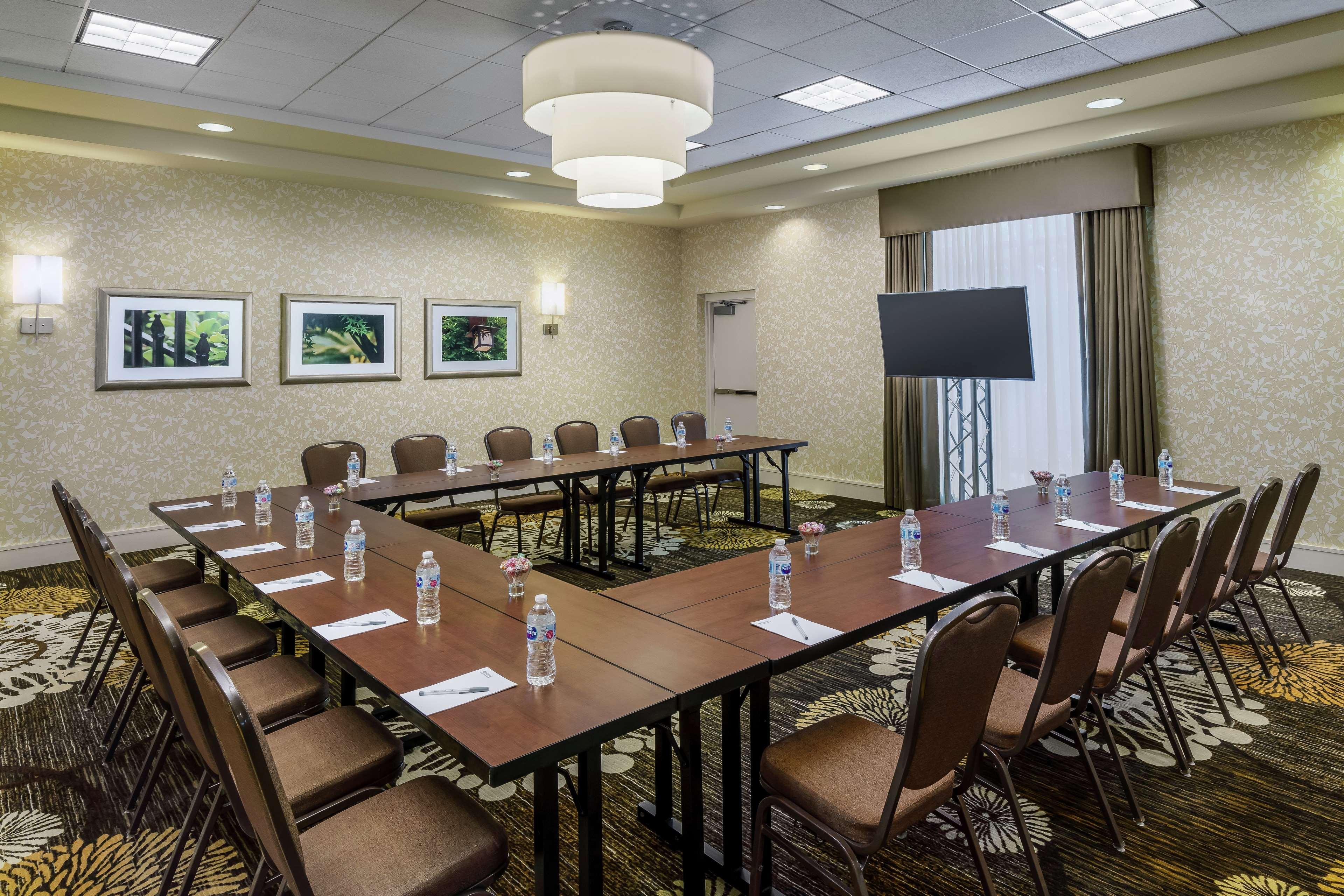Hilton Garden Exton-west Chester Hotel